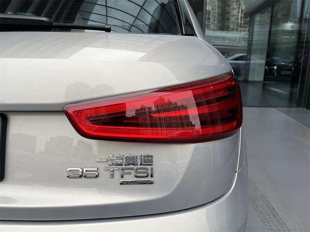 Audi Q3 2013 thumb 5