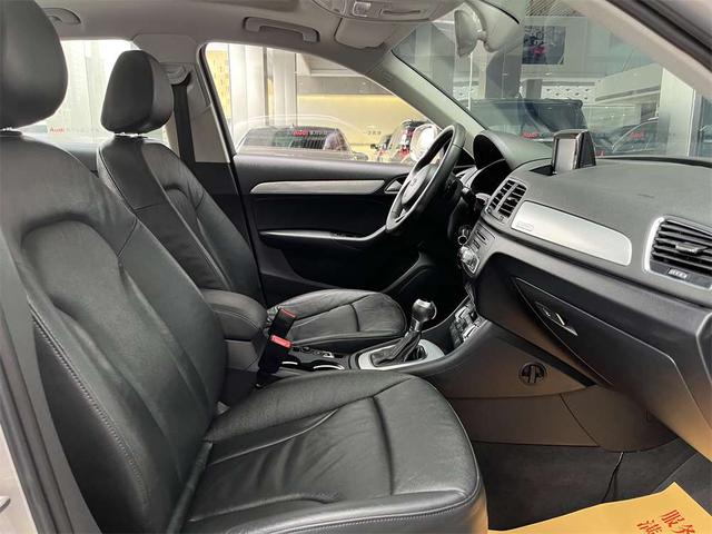 Audi Q3 2013 thumb 9