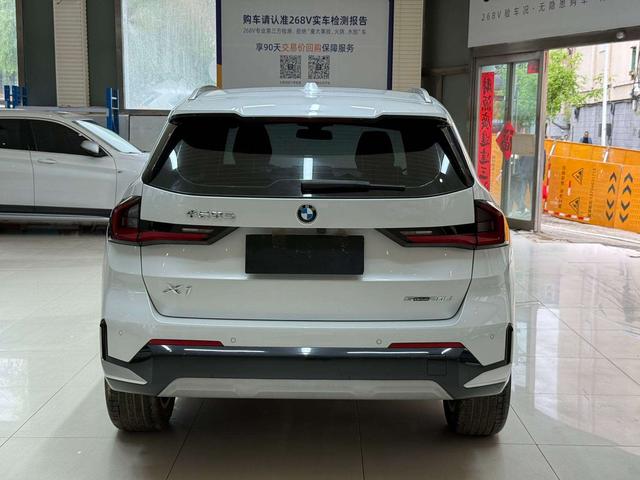 BMW X1 2023 thumb 3