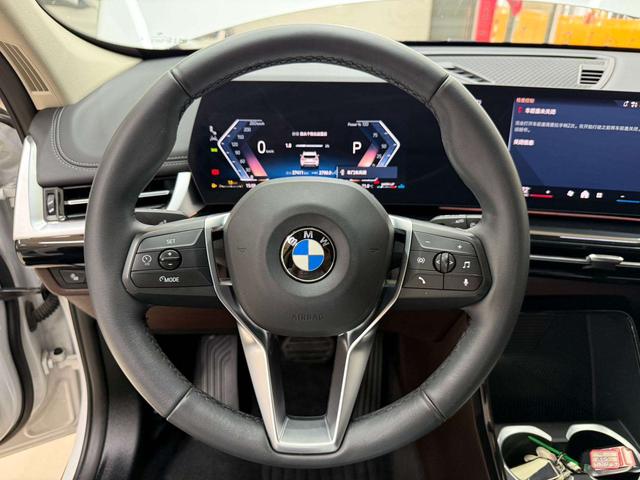 BMW X1 2023 thumb 11
