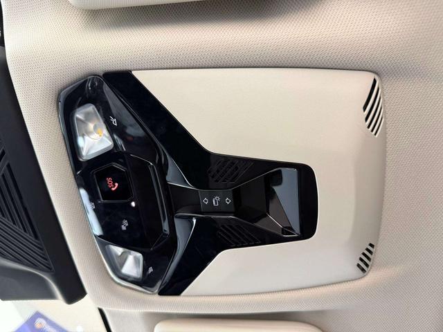 BMW X1 2023 thumb 12