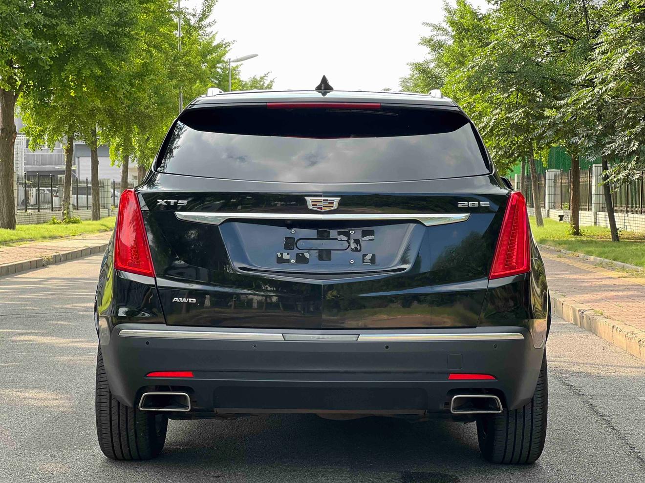 Cadillac XT5 2018 thumb 3