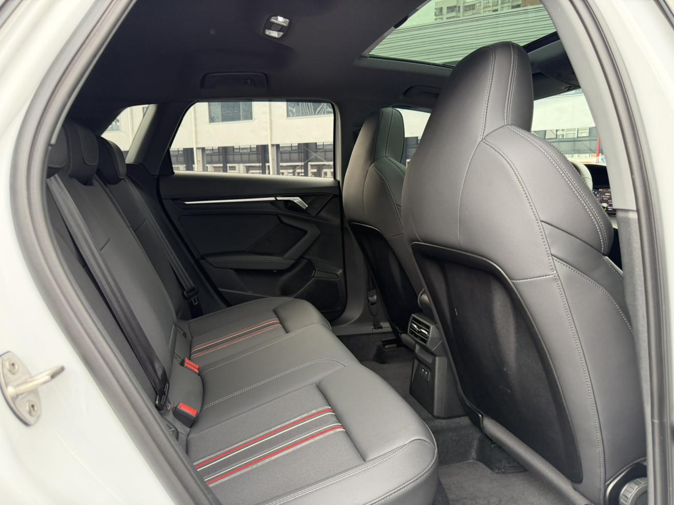 Audi A3 2023 thumb 12
