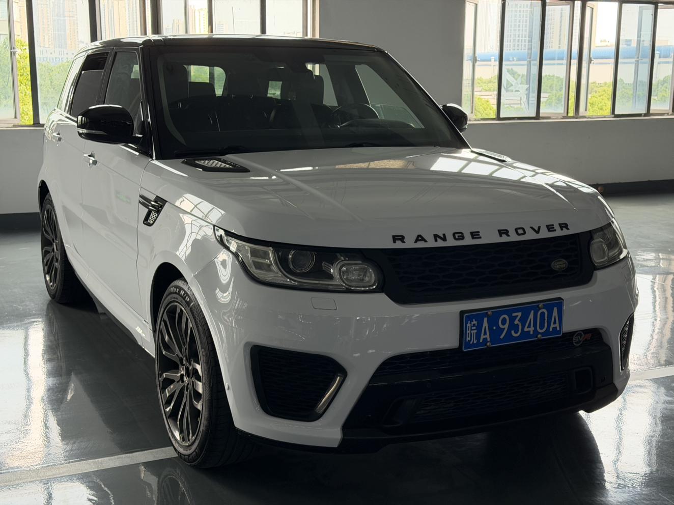 Land Rover Range Rover Sport 2016 thumb 11