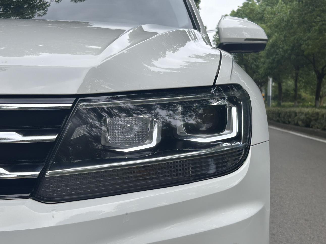 Volkswagen Tiguan 2019 thumb 6