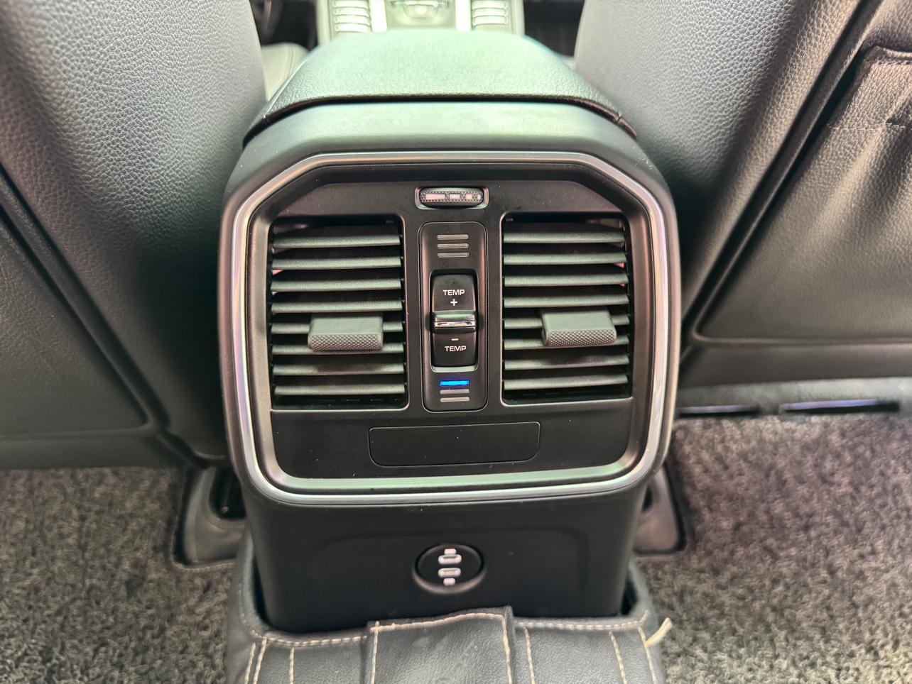 Porsche Macan 2020 thumb 6