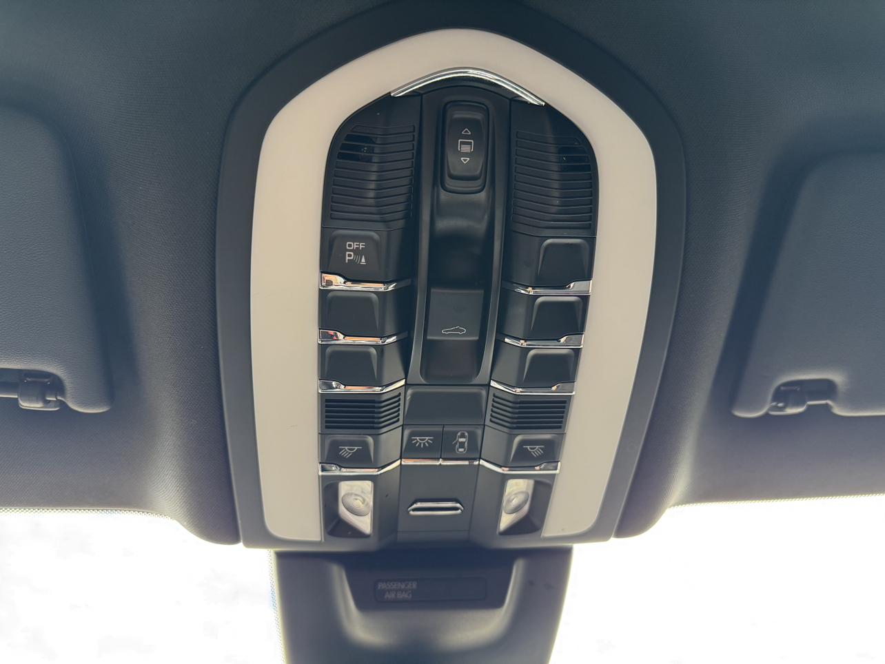 Porsche Macan 2020 thumb 8