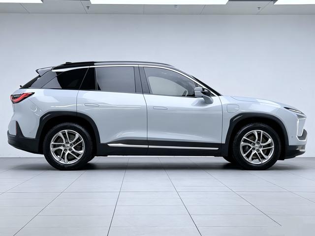 Nio ES6 2020 thumb 6