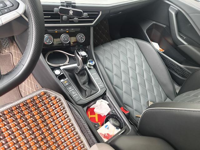 Volkswagen Sagitar 2023 thumb 10
