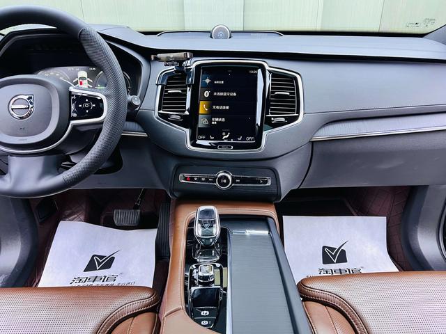 Volvo XC90 2021 thumb 8