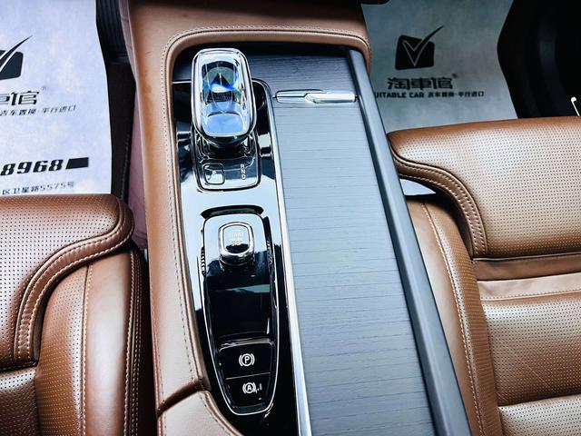 Volvo XC90 2021 thumb 12