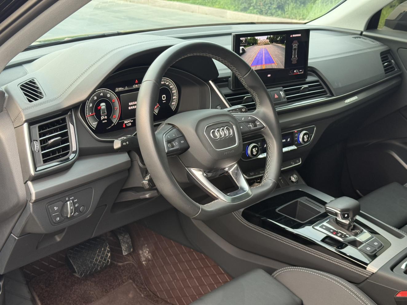 Audi Q5 2023 thumb 10