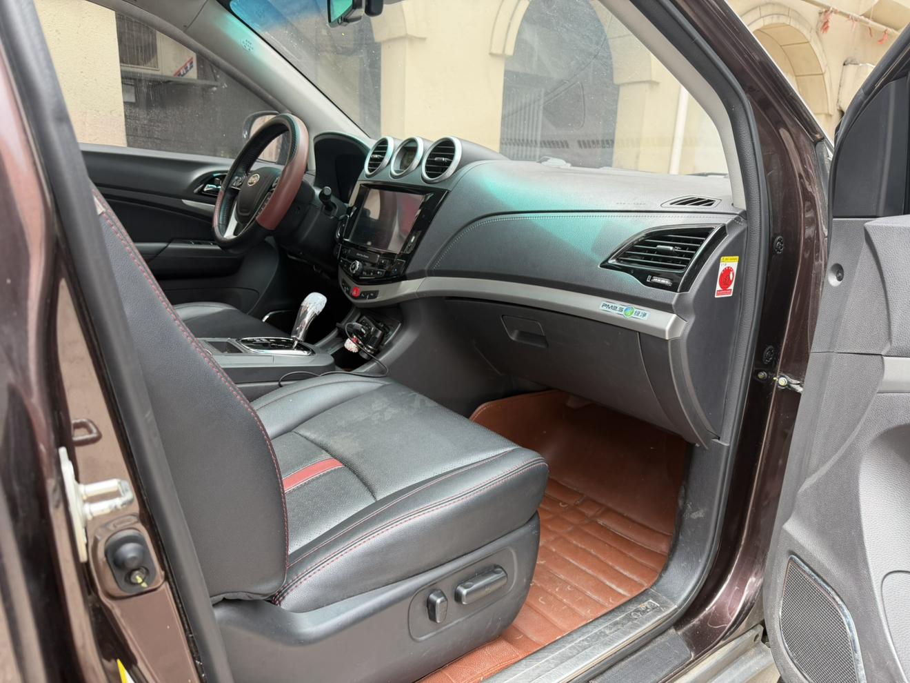 BYD S6 2015 thumb 9