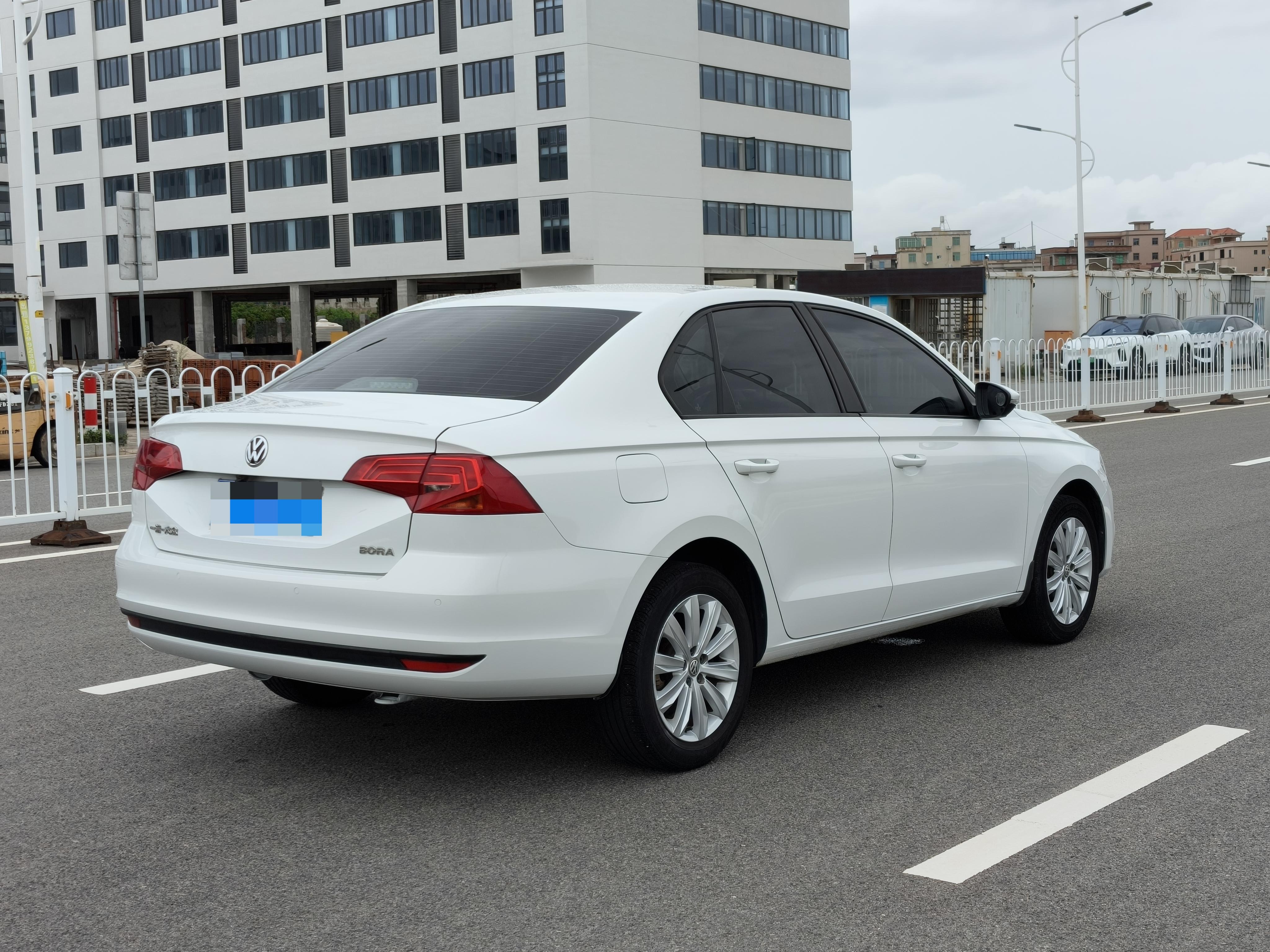 Volkswagen Bora 2021 thumb 4