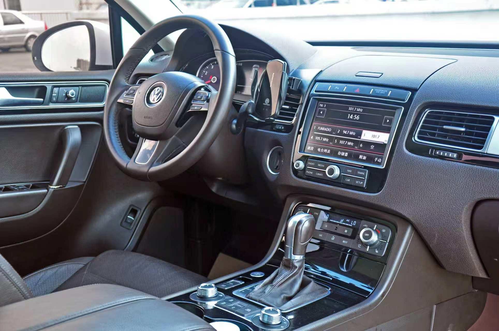 Volkswagen Touareg 2017 thumb 8