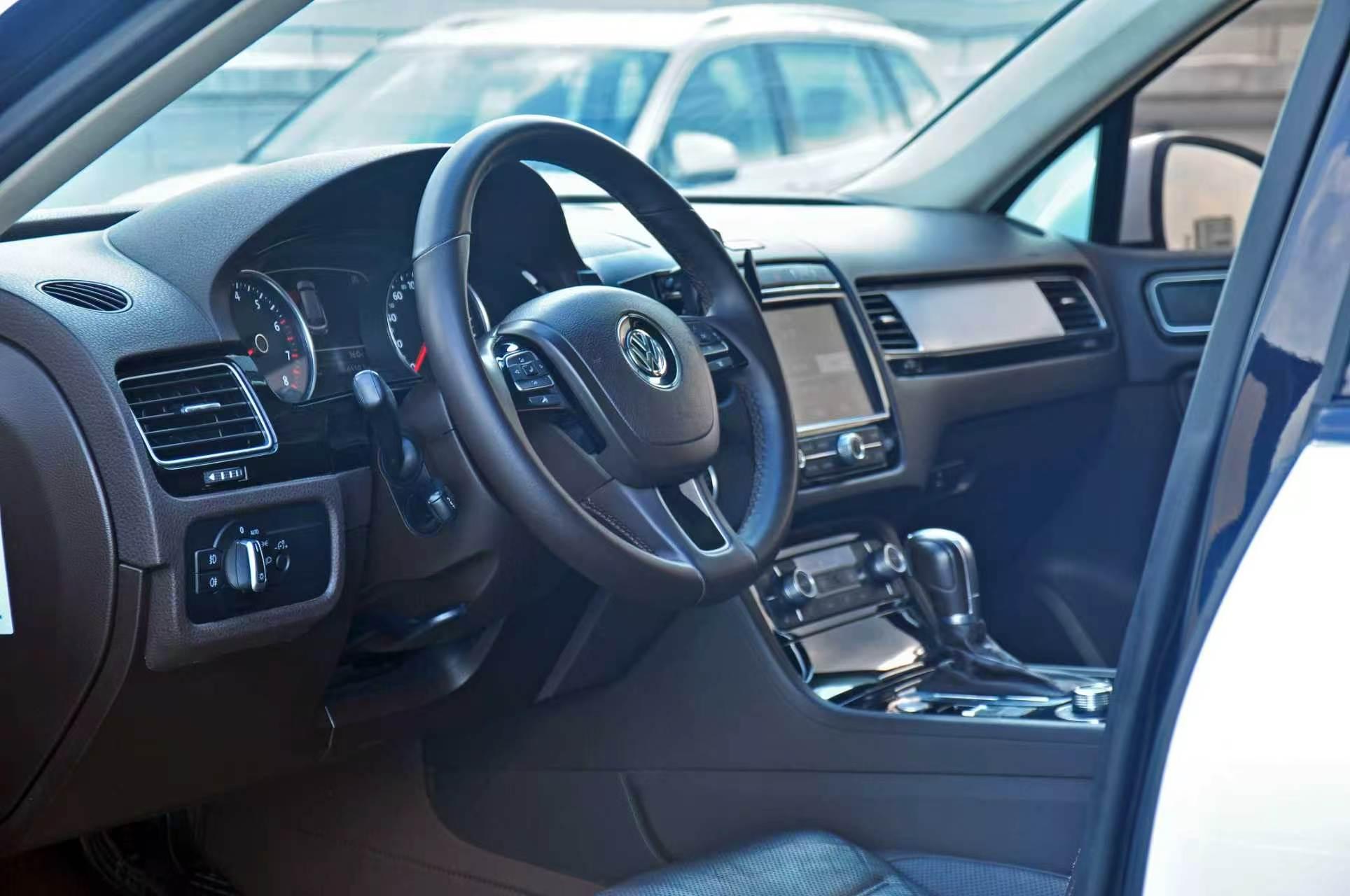 Volkswagen Touareg 2017 thumb 9