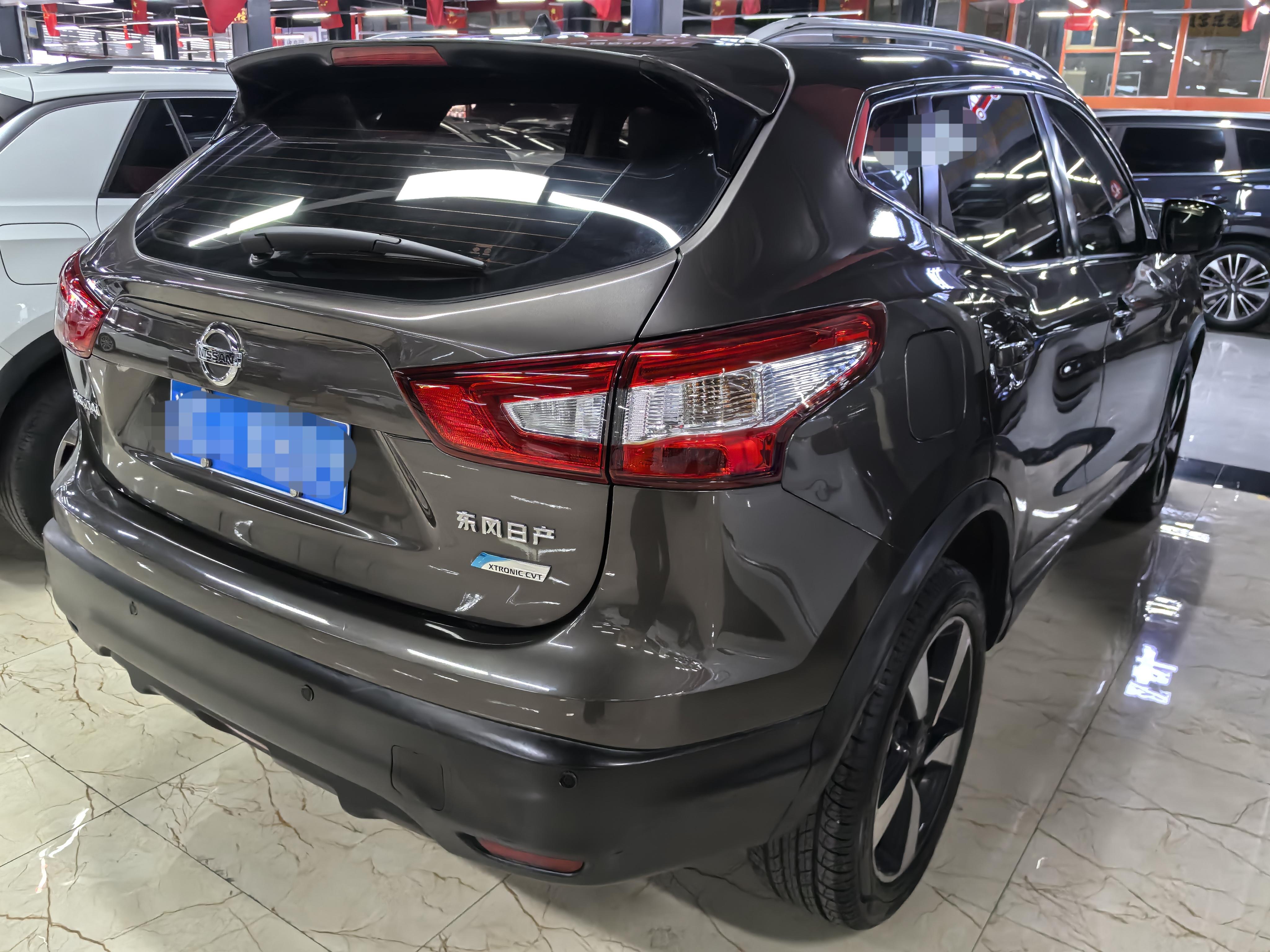 Nissan Qashqai+2 2017 thumb 4