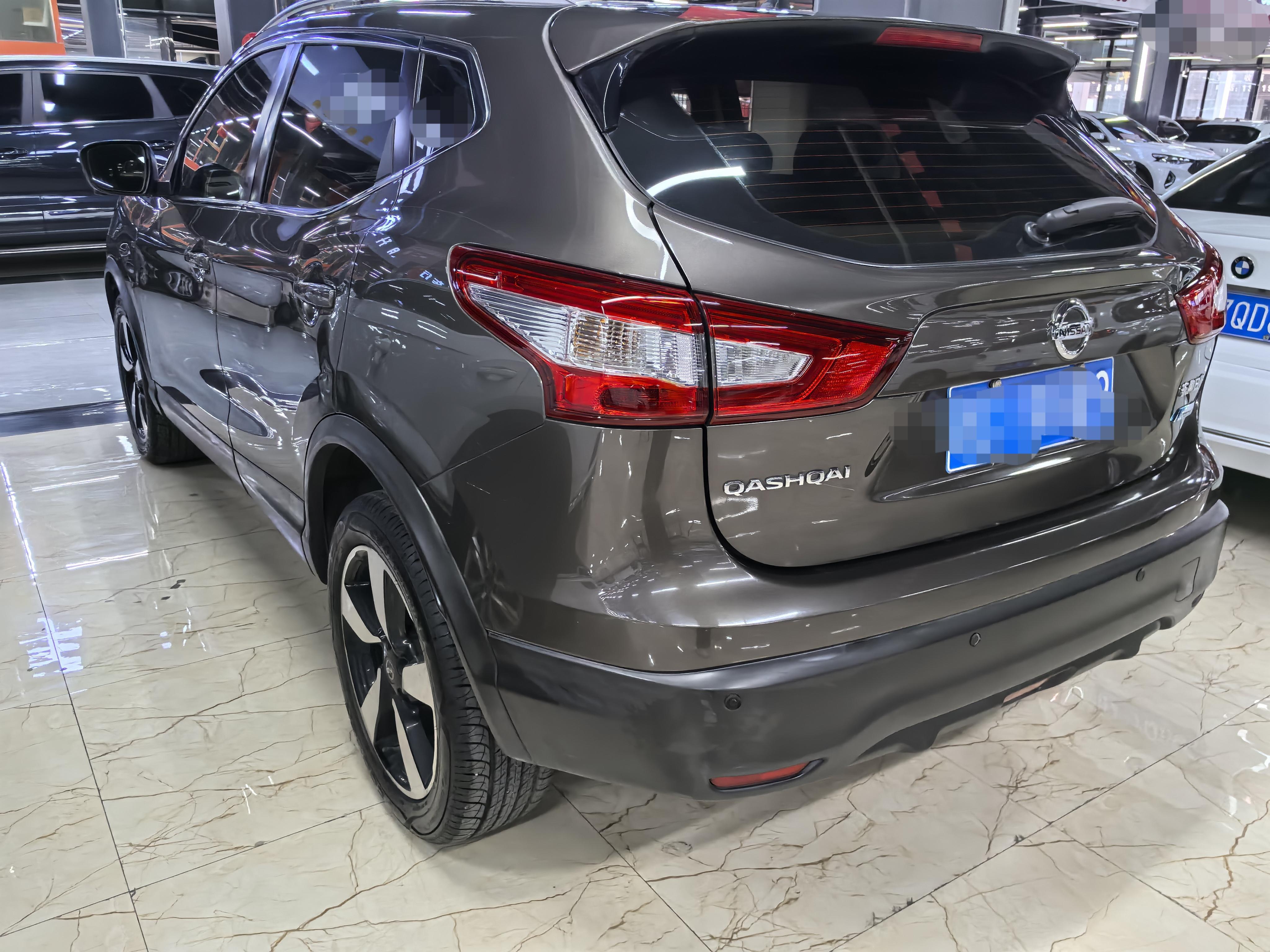 Nissan Qashqai+2 2017 thumb 12