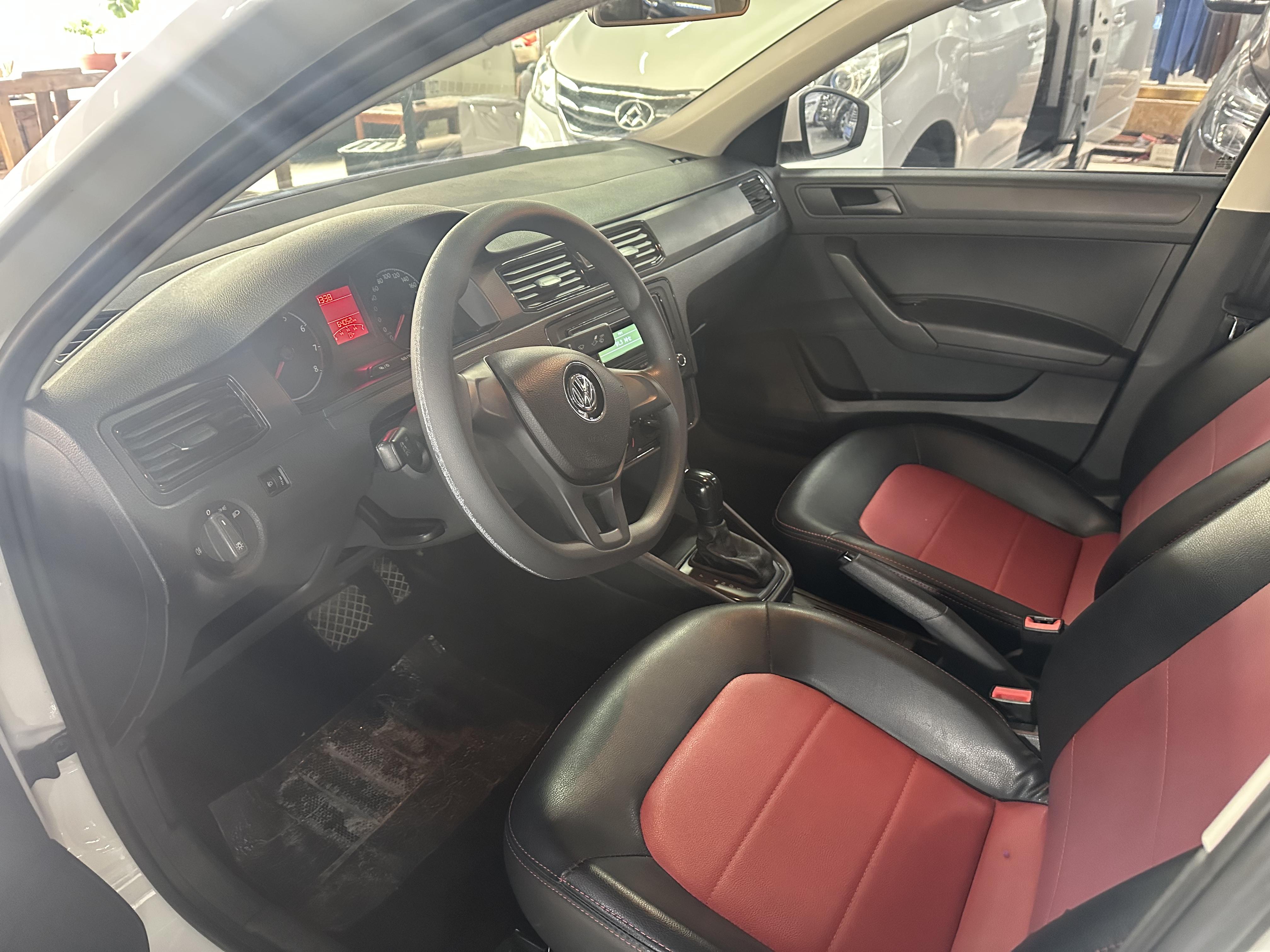 Volkswagen Santana 2016 thumb 8