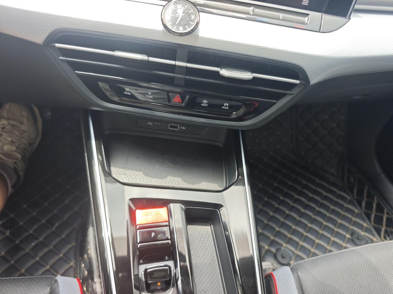 Volkswagen Lamando 2023 thumb 7