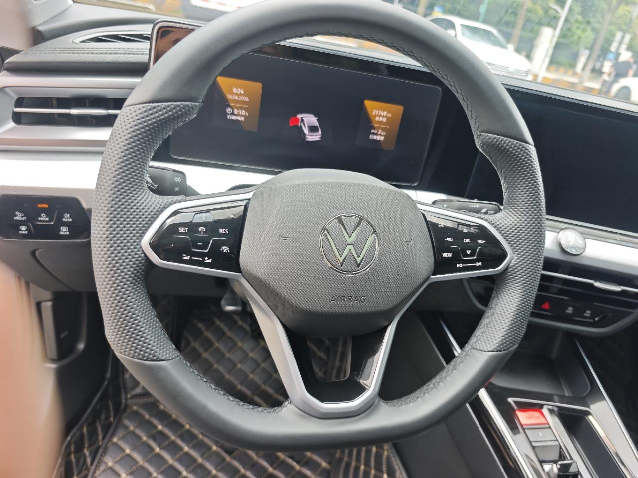 Volkswagen Lamando 2023 thumb 11