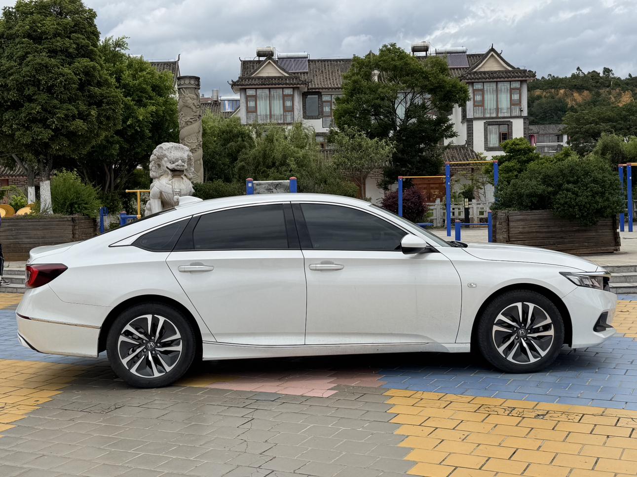 Honda Accord 2022 thumb 4