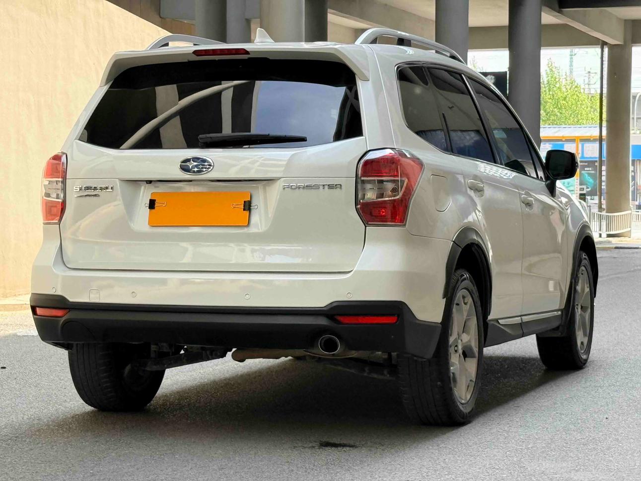 Subaru Forester 2015 thumb 3
