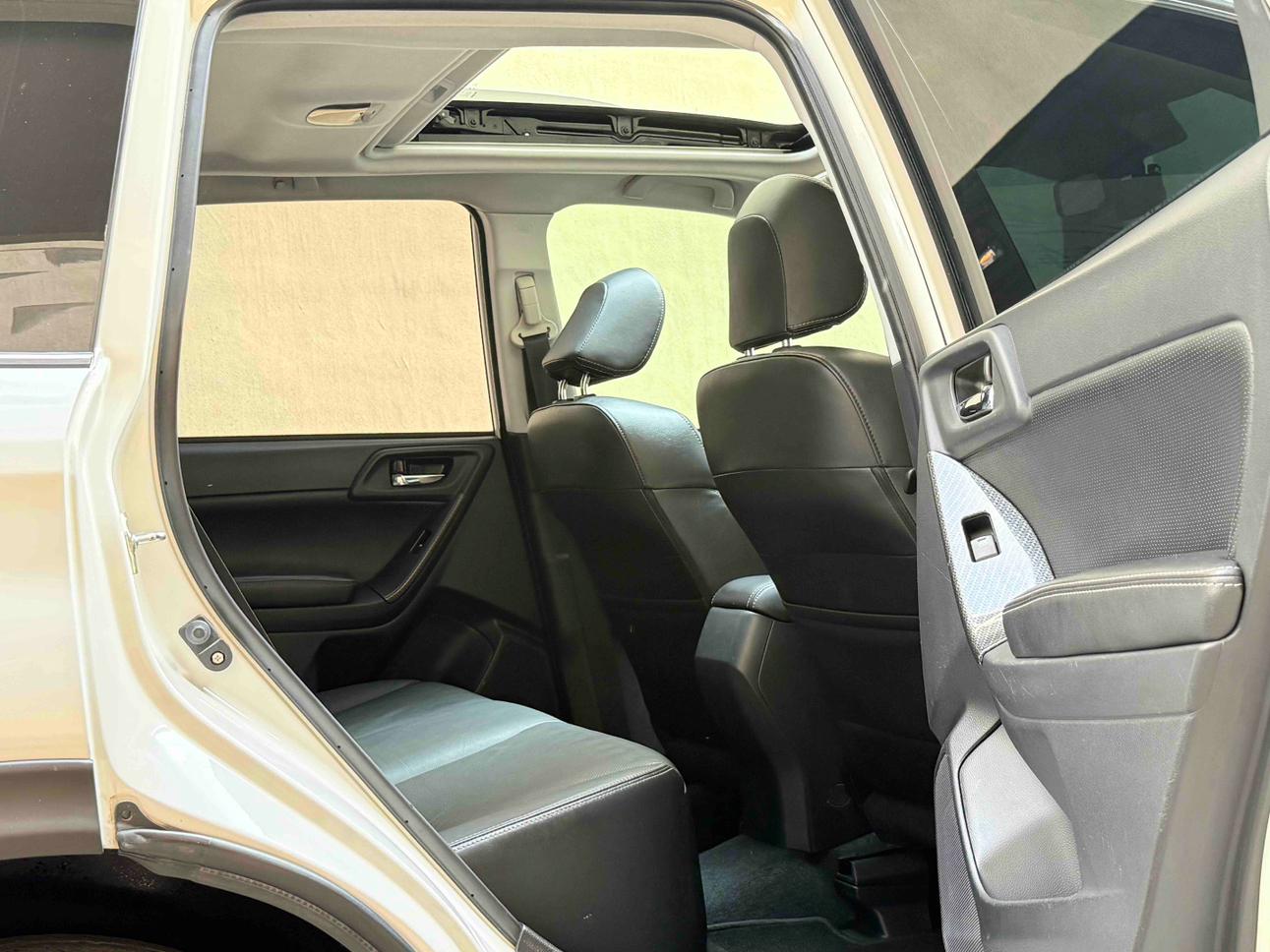 Subaru Forester 2015 thumb 7