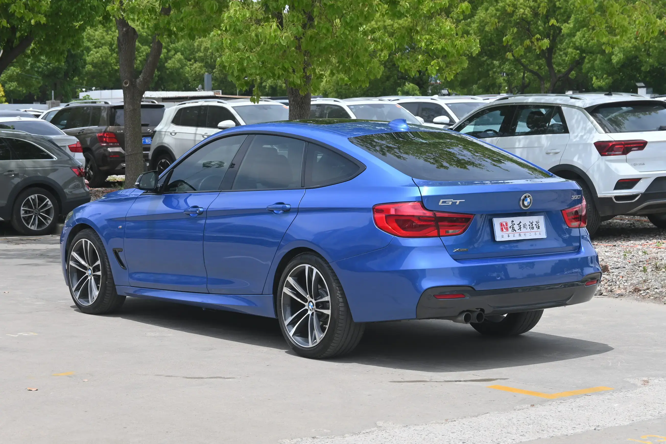 BMW 3 серии 2017 thumb 3