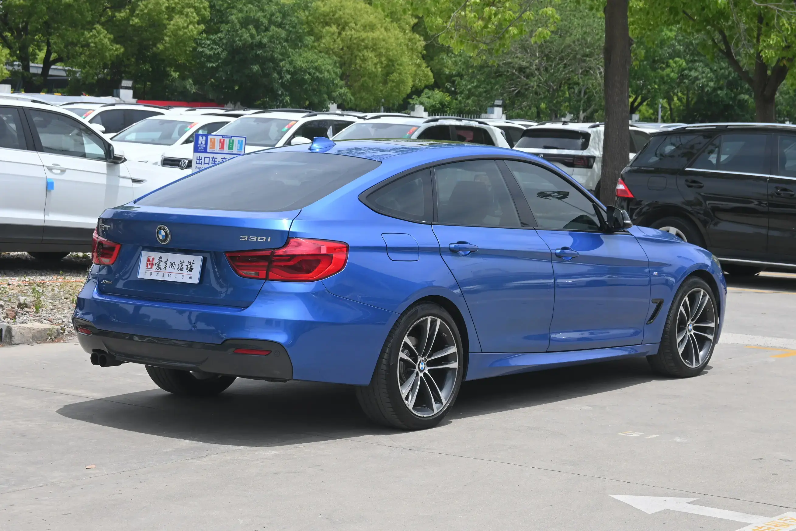 BMW 3 серии 2017 thumb 5