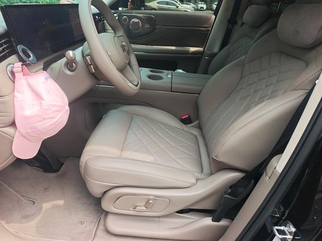 IM Motors (Zhiji) LS9 2026 thumb 5