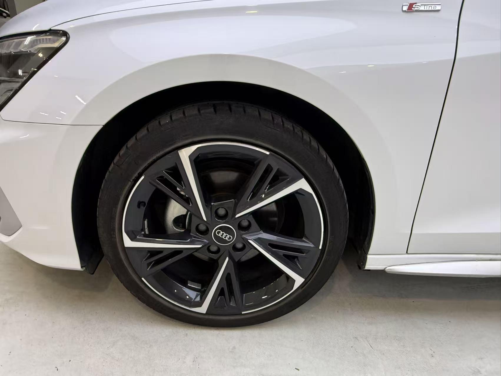 Audi A3 2023 thumb 8