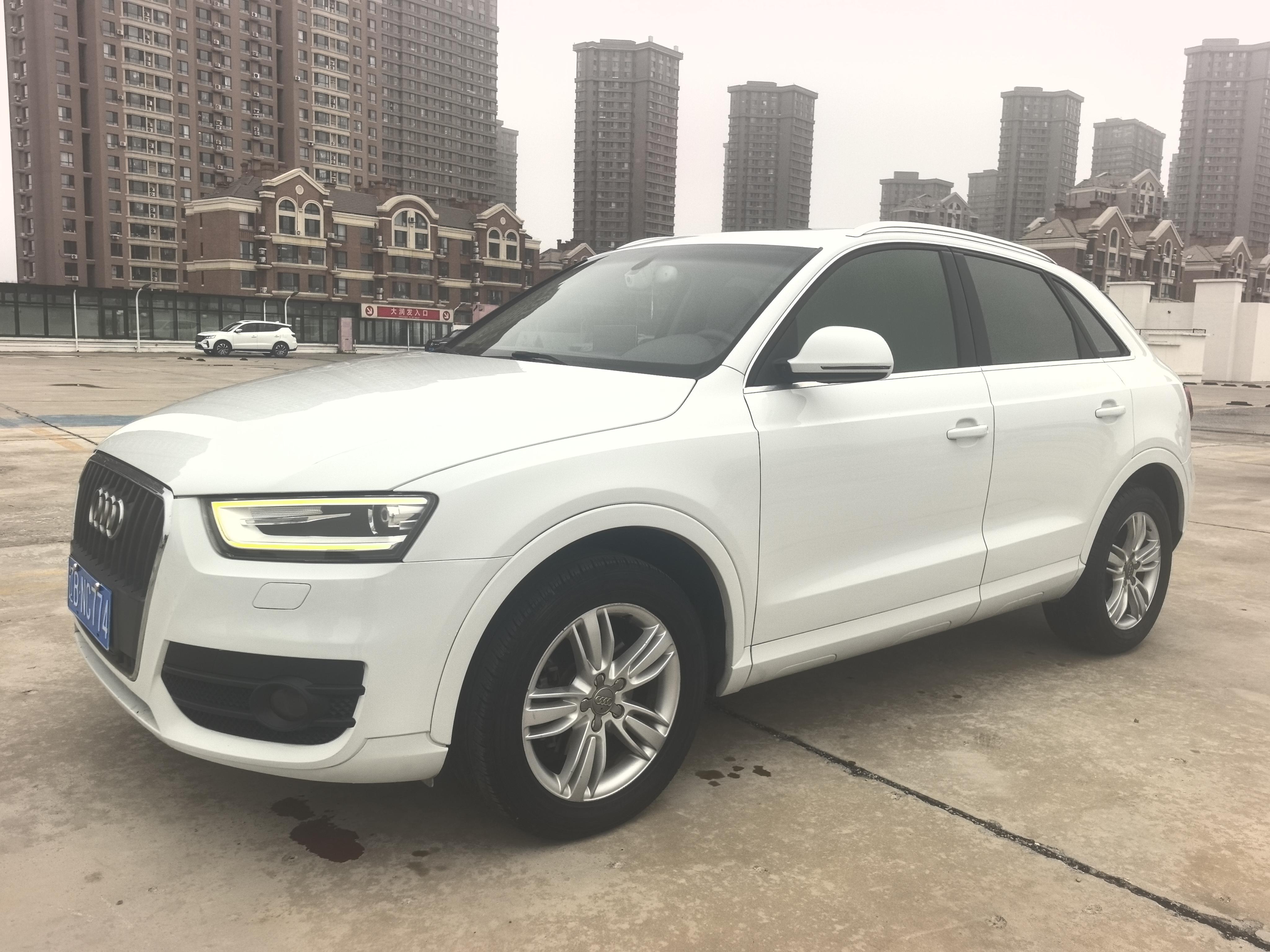 Audi Q3 2013 thumb 8