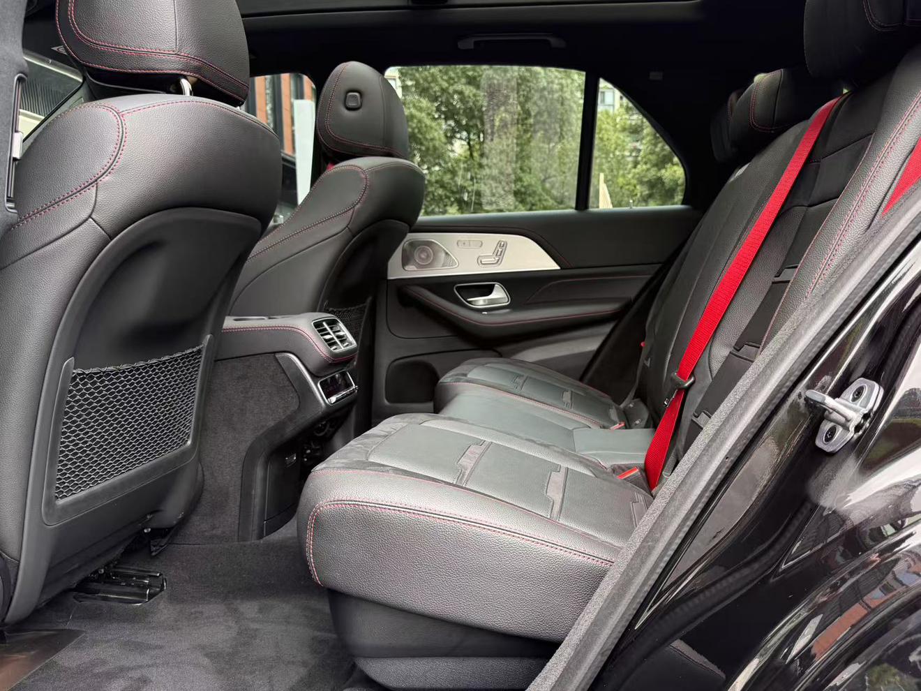 Mercedes-Benz GLE AMG 2024 thumb 5