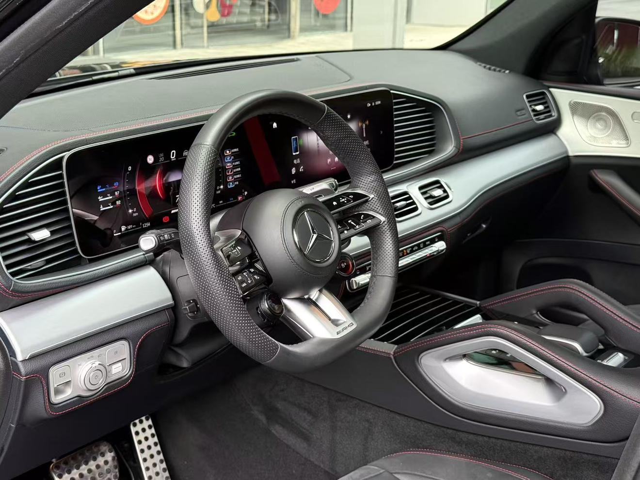 Mercedes-Benz GLE AMG 2024 thumb 10