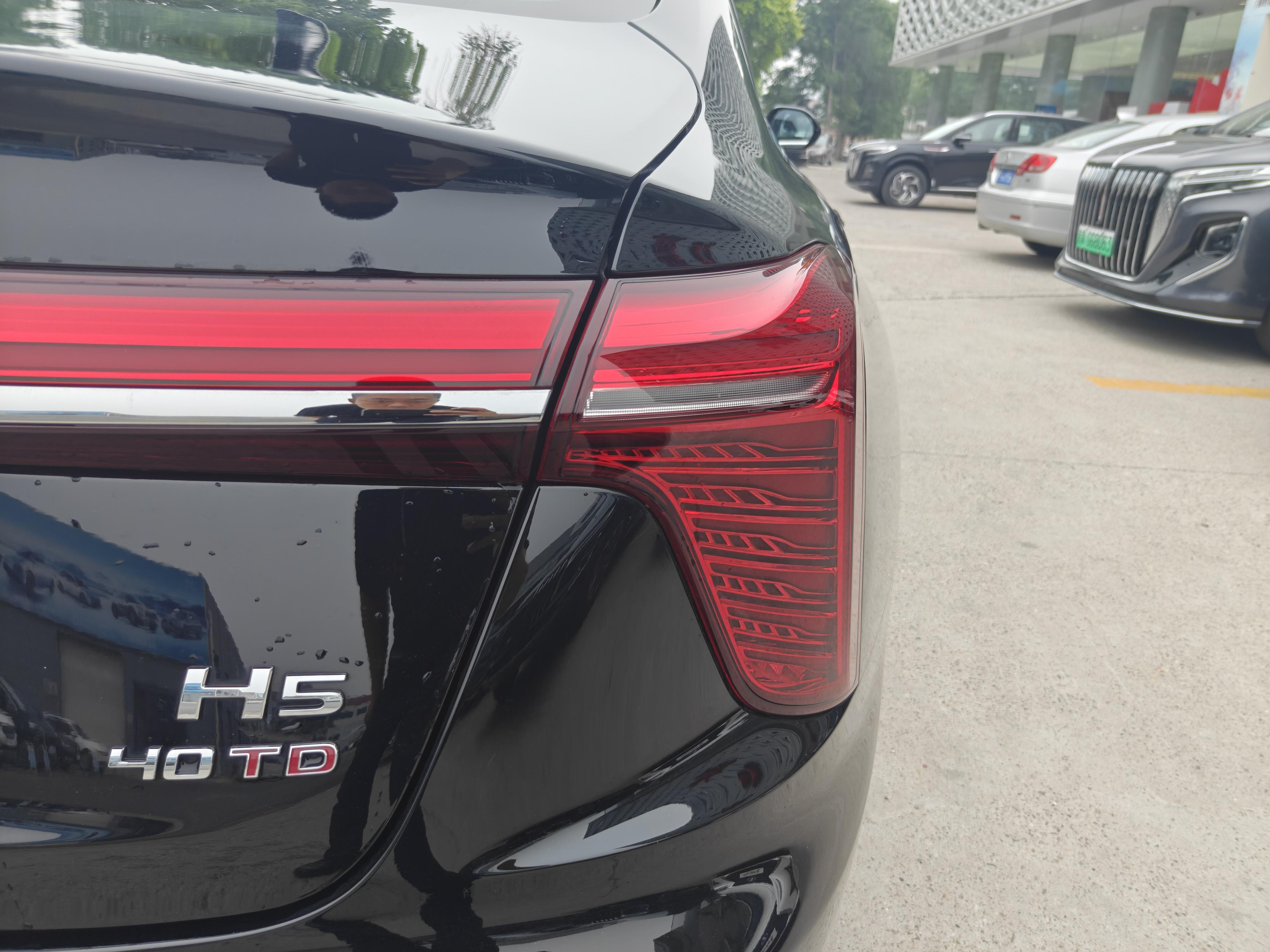 Hongqi H5 2024 thumb 4