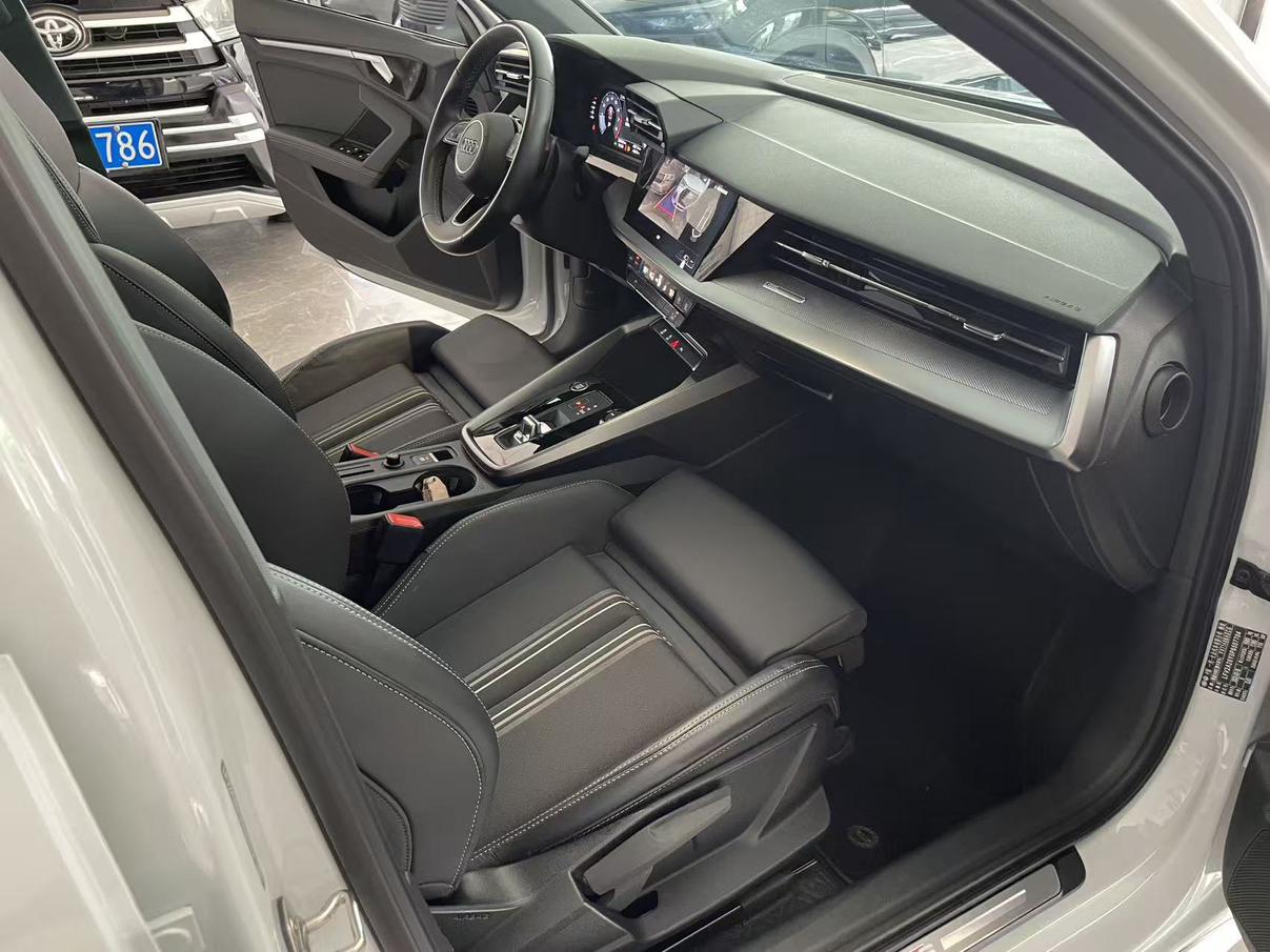 Audi A3 2022 thumb 6