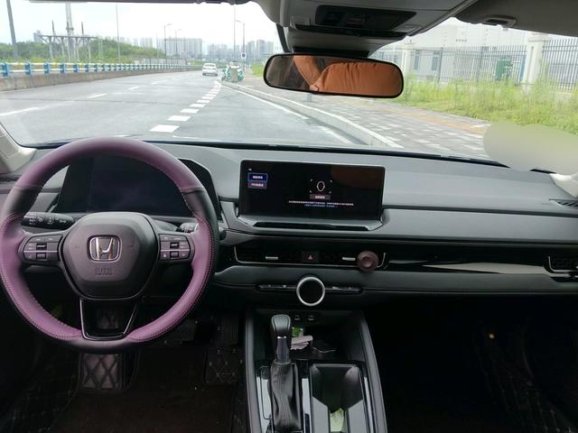 Honda Inspire 2023 thumb 8