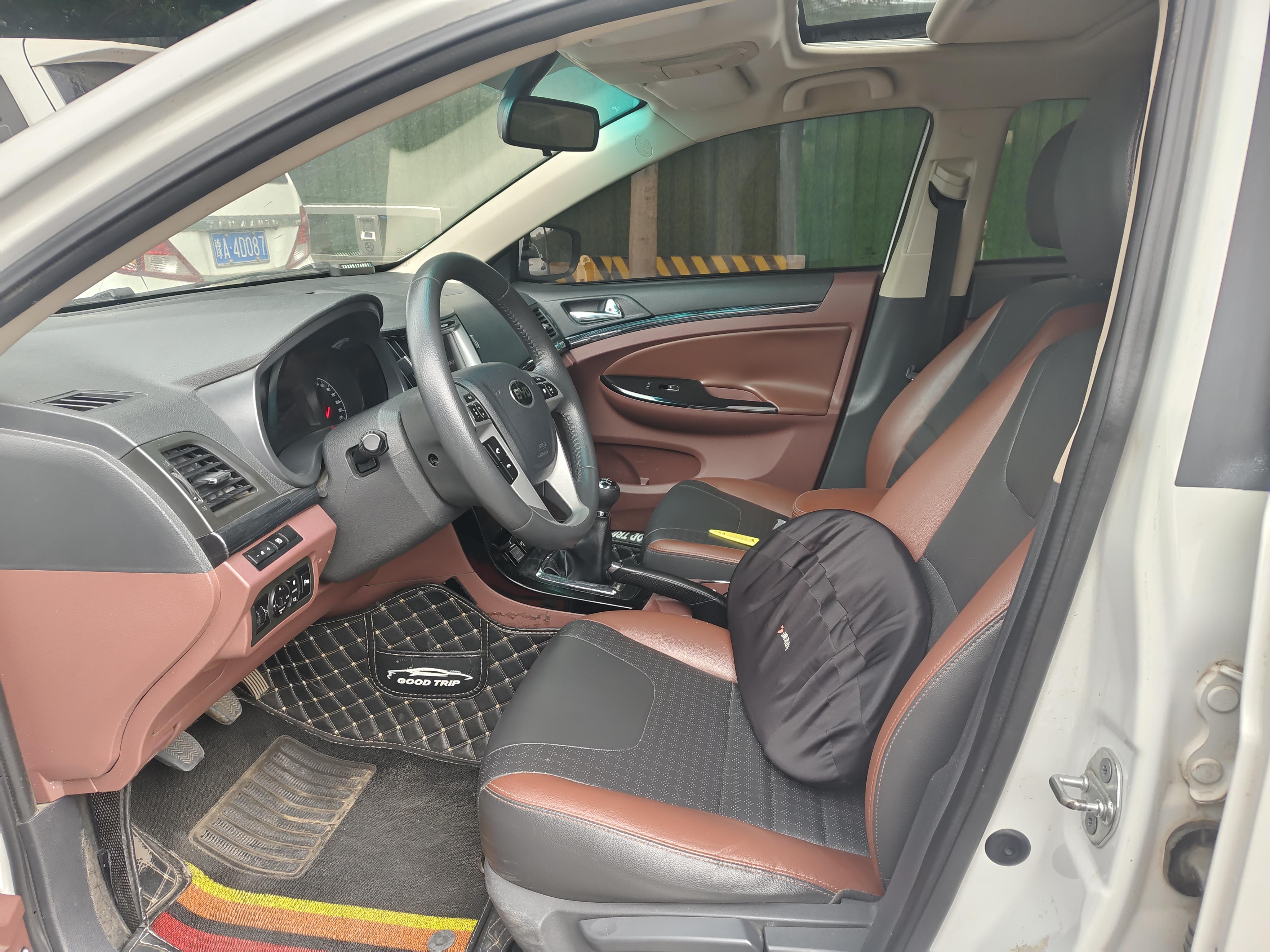 BYD Qin 2018 thumb 6