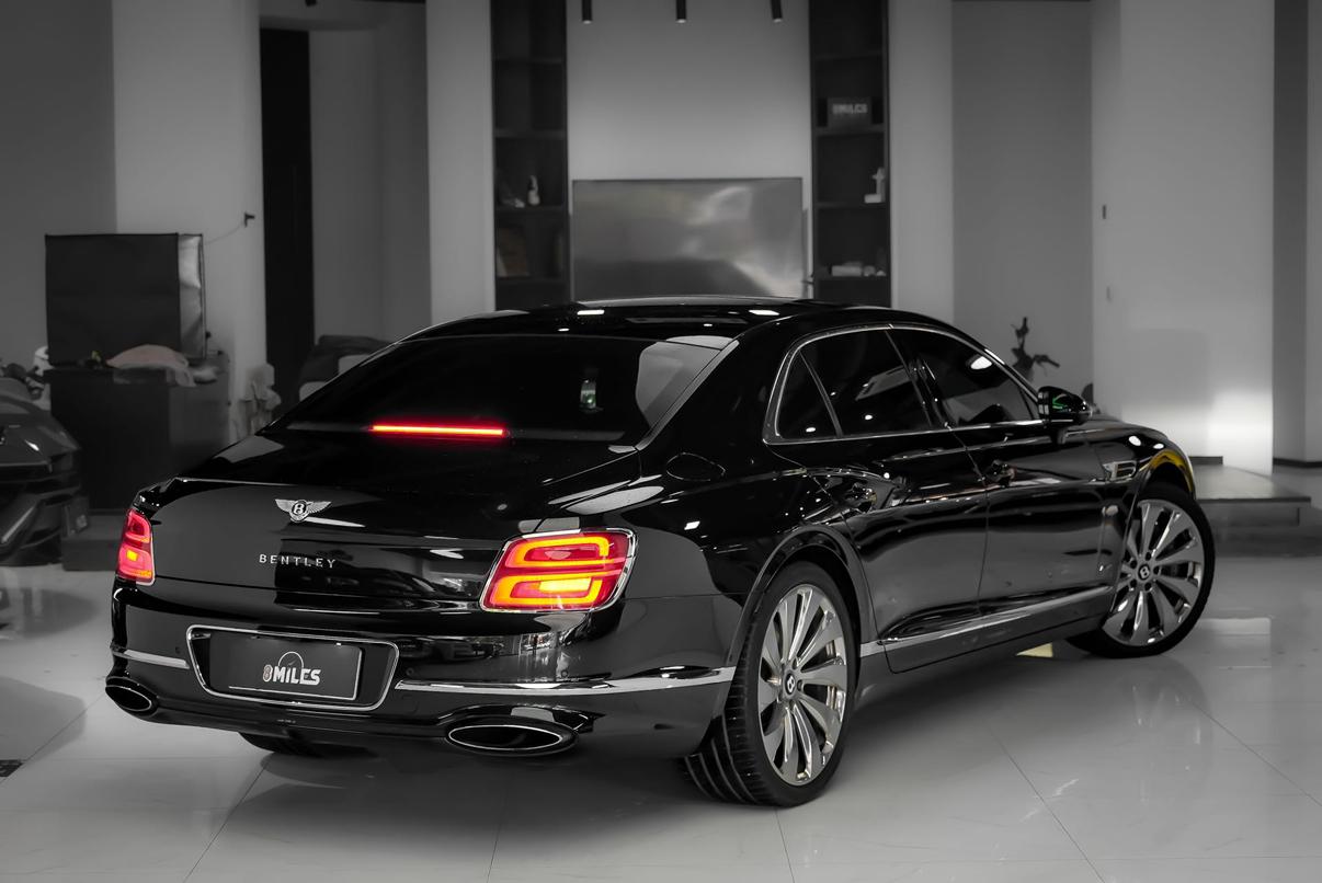 Bentley Fei Chi 2020 thumb 4