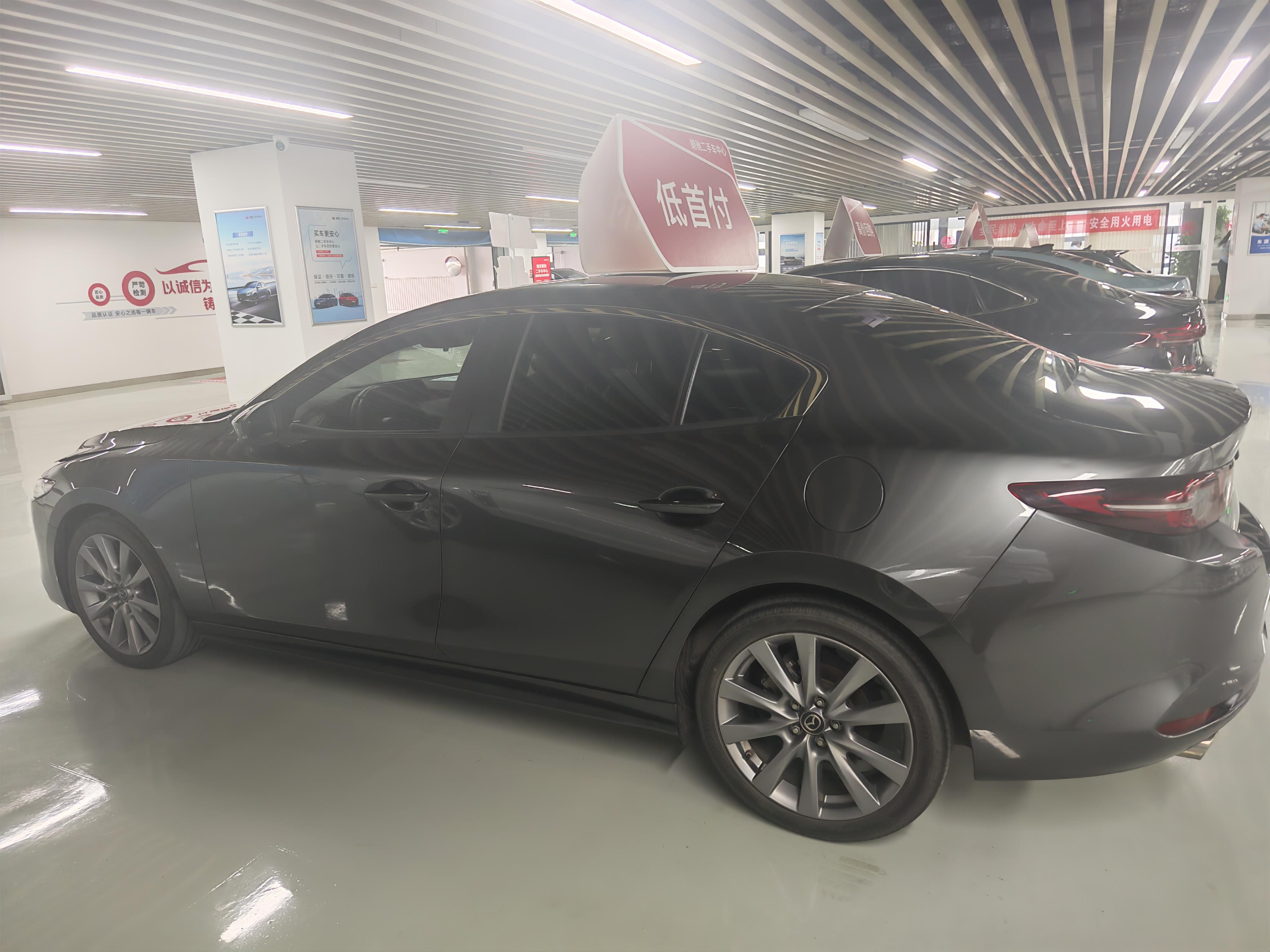 Mazda 3 2020 thumb 12