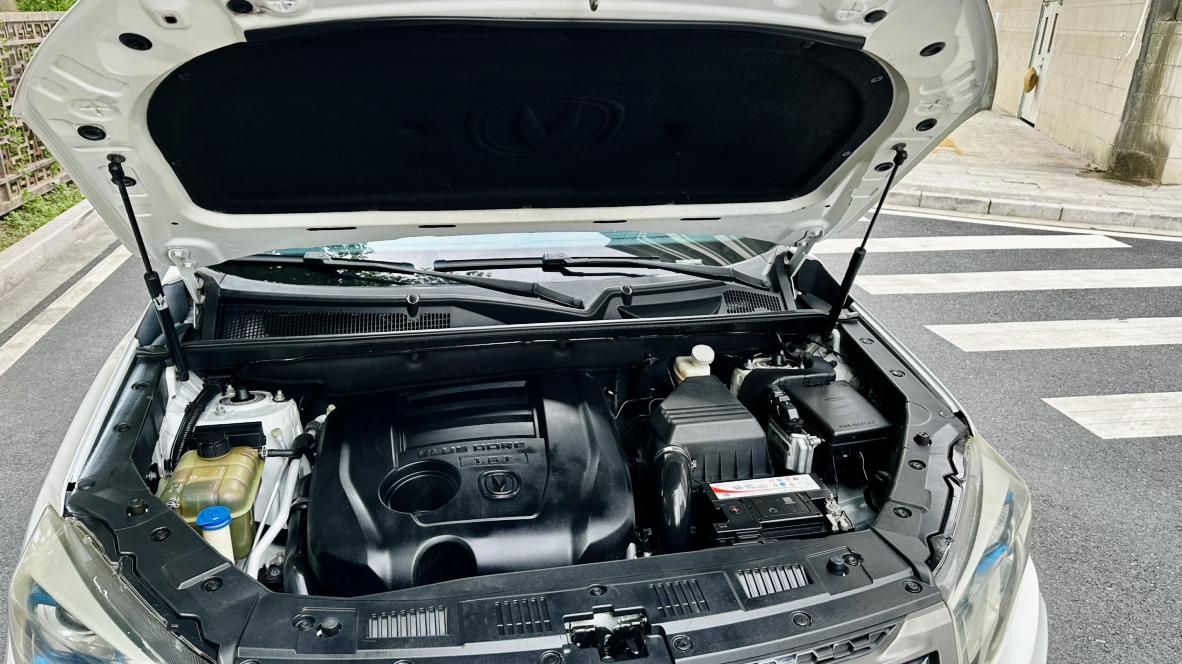 Changan CS75 2014 thumb 5