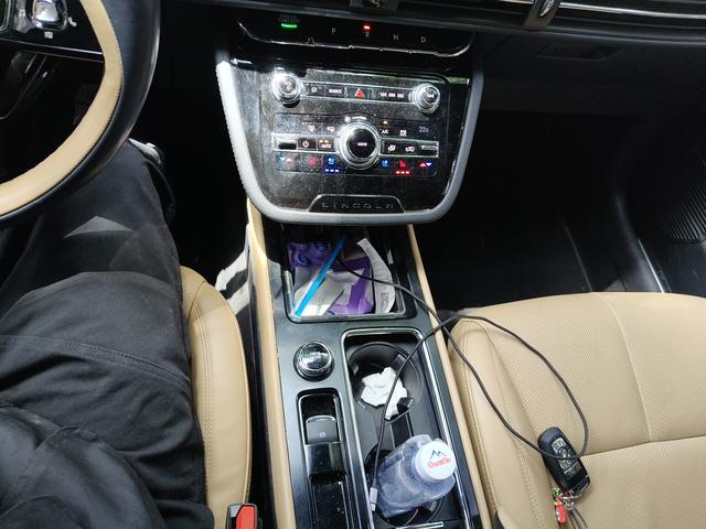 Lincoln Aviator 2020 thumb 12