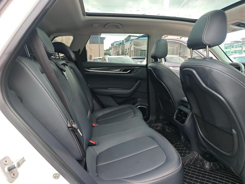 Brilliance V7 2018 thumb 7