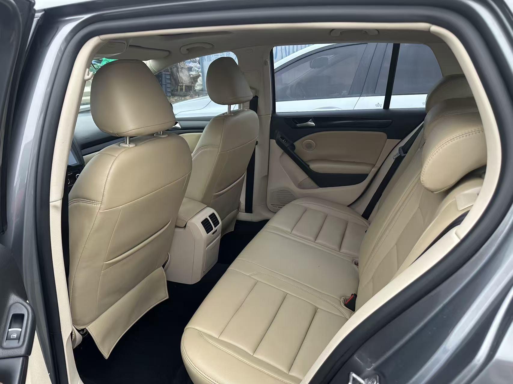 Volkswagen Golf Sportsvan 2012 thumb 7