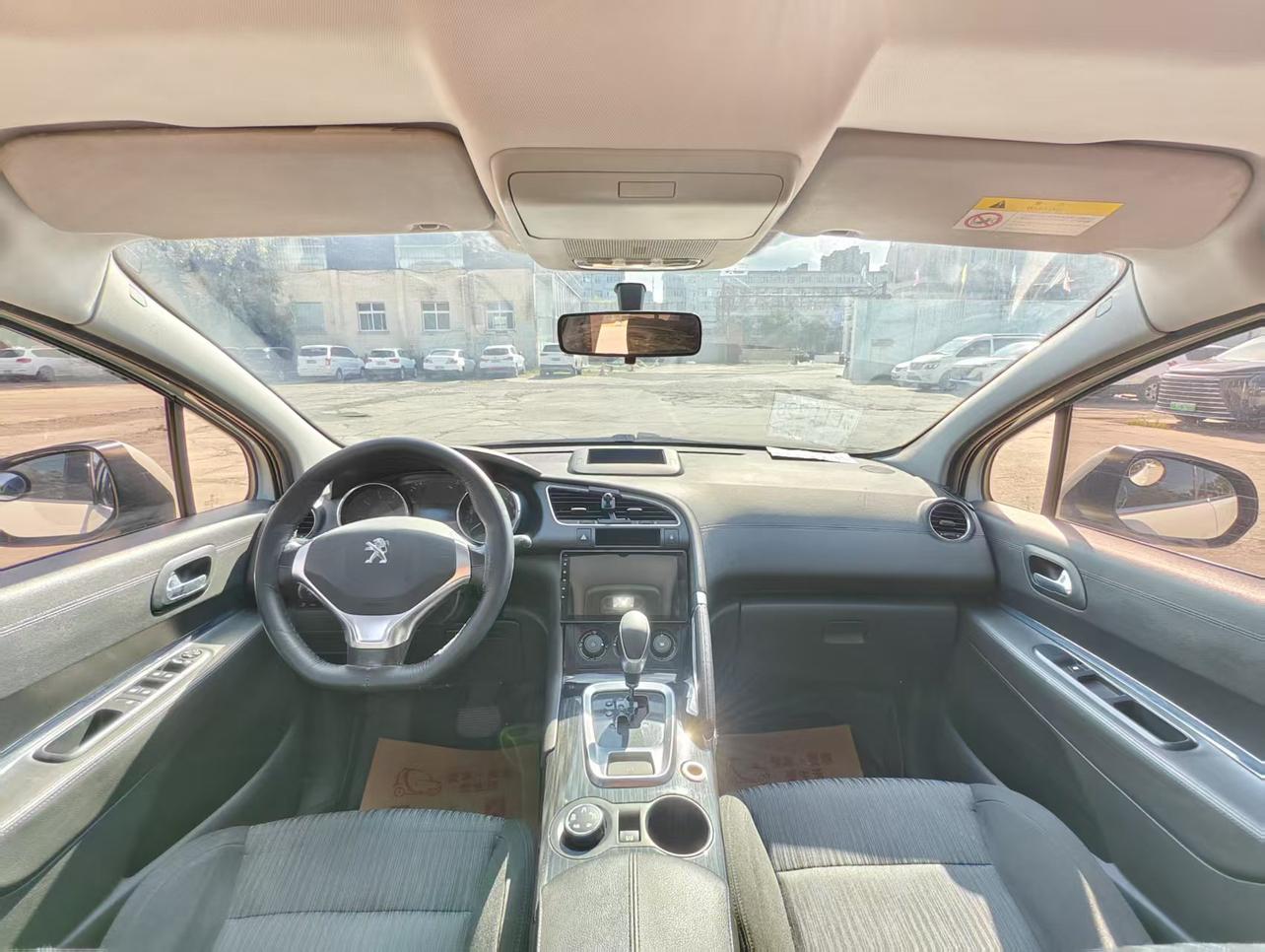 Peugeot 3008 2015 thumb 9