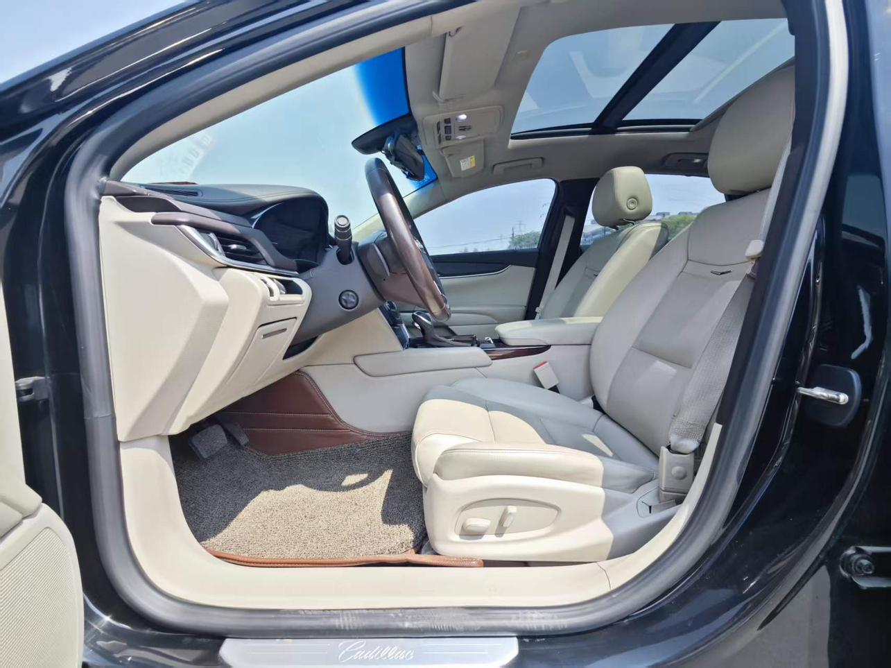 Cadillac XTS 2015 thumb 11