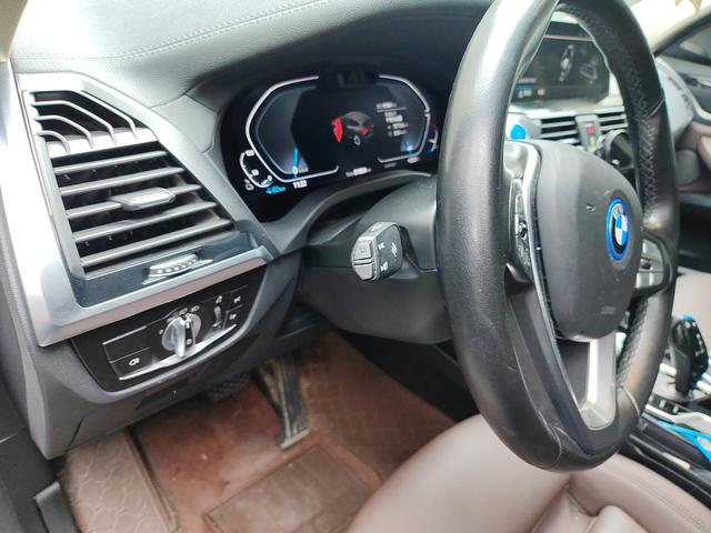 BMW X3 2021 thumb 11