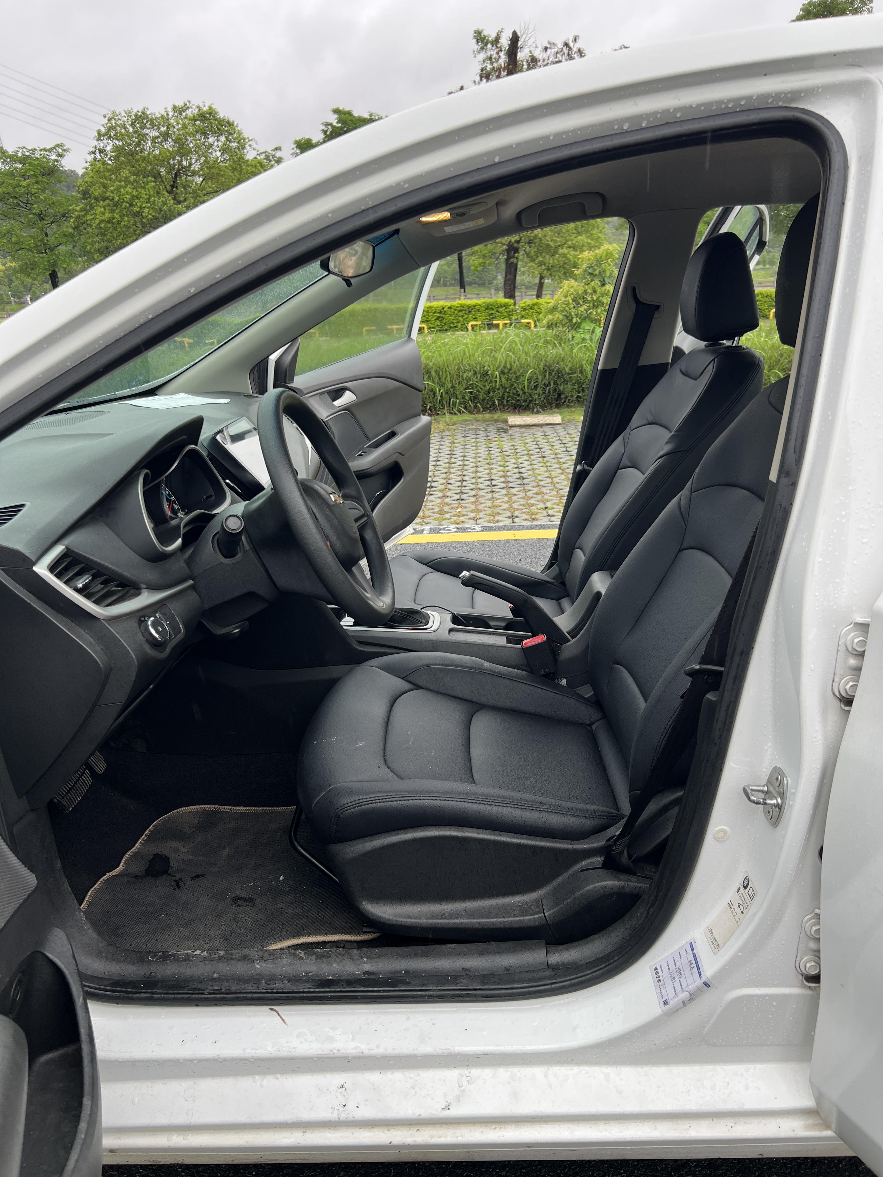 Chevrolet Cavalier 2016 thumb 8