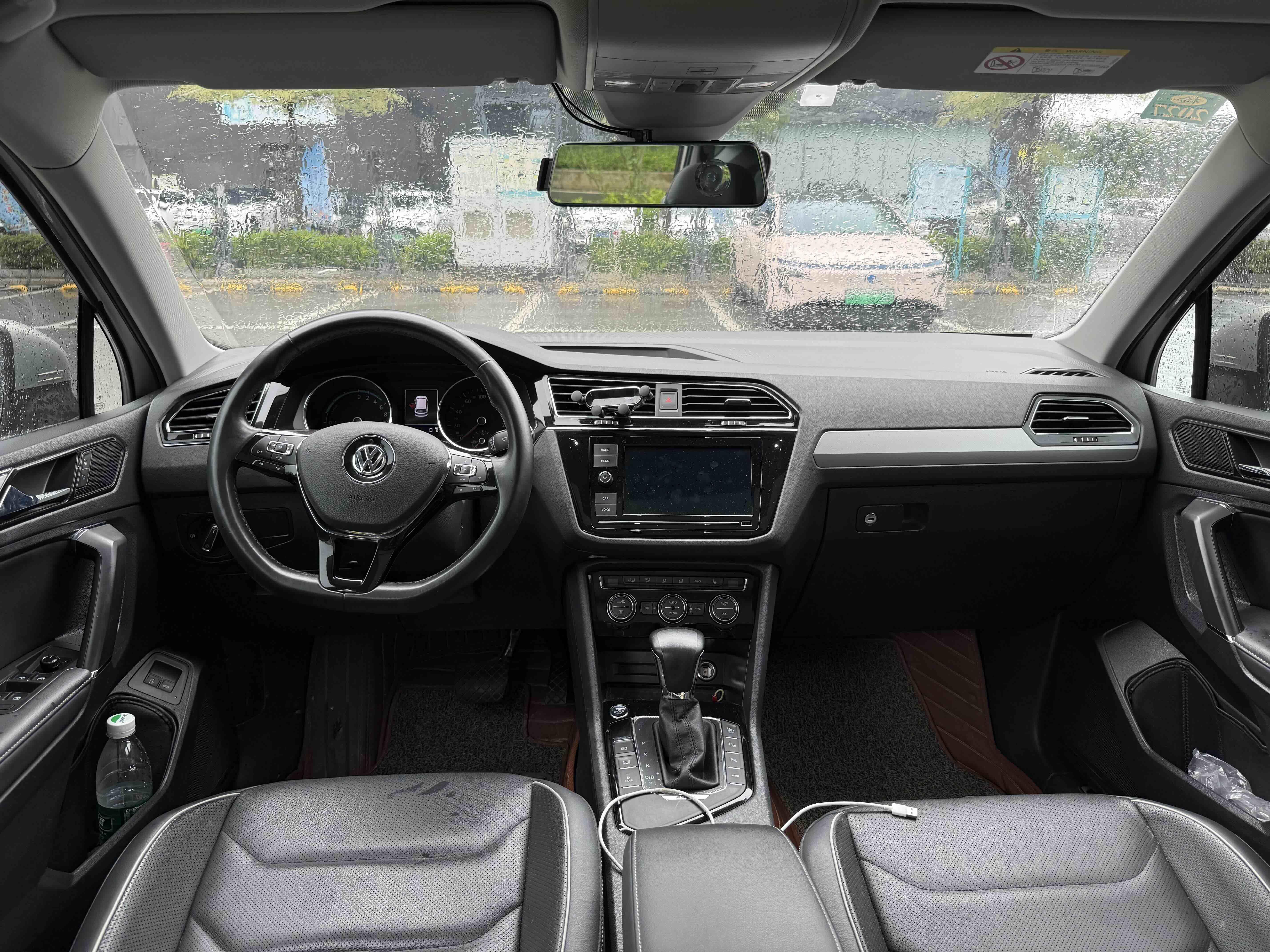 Volkswagen Tiguan 2019 thumb 4